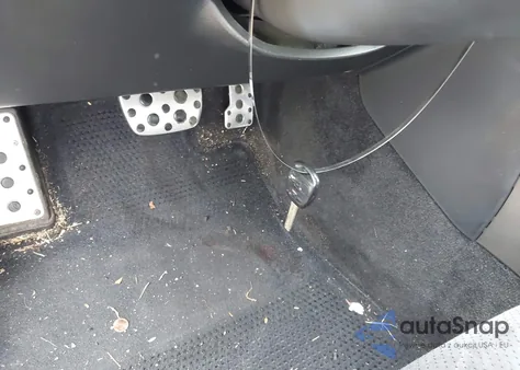 2001 Lexus Is 300 из США, поврежденный, VIN JTHBD182610014669